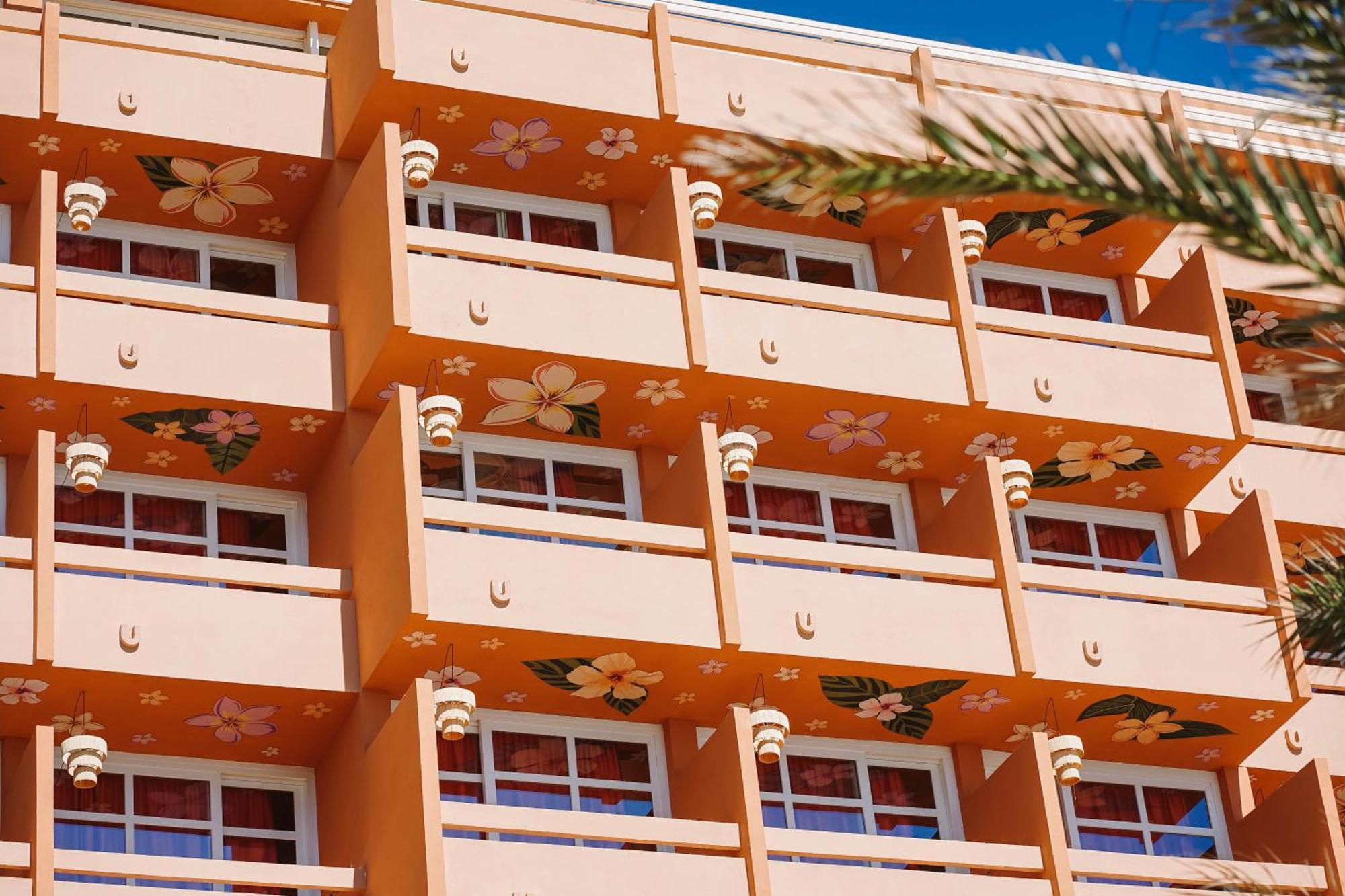 Bikini Island & Mountain Hotel Es Trenc -Adults Only- Colonia de Sant Jordi Dış mekan fotoğraf